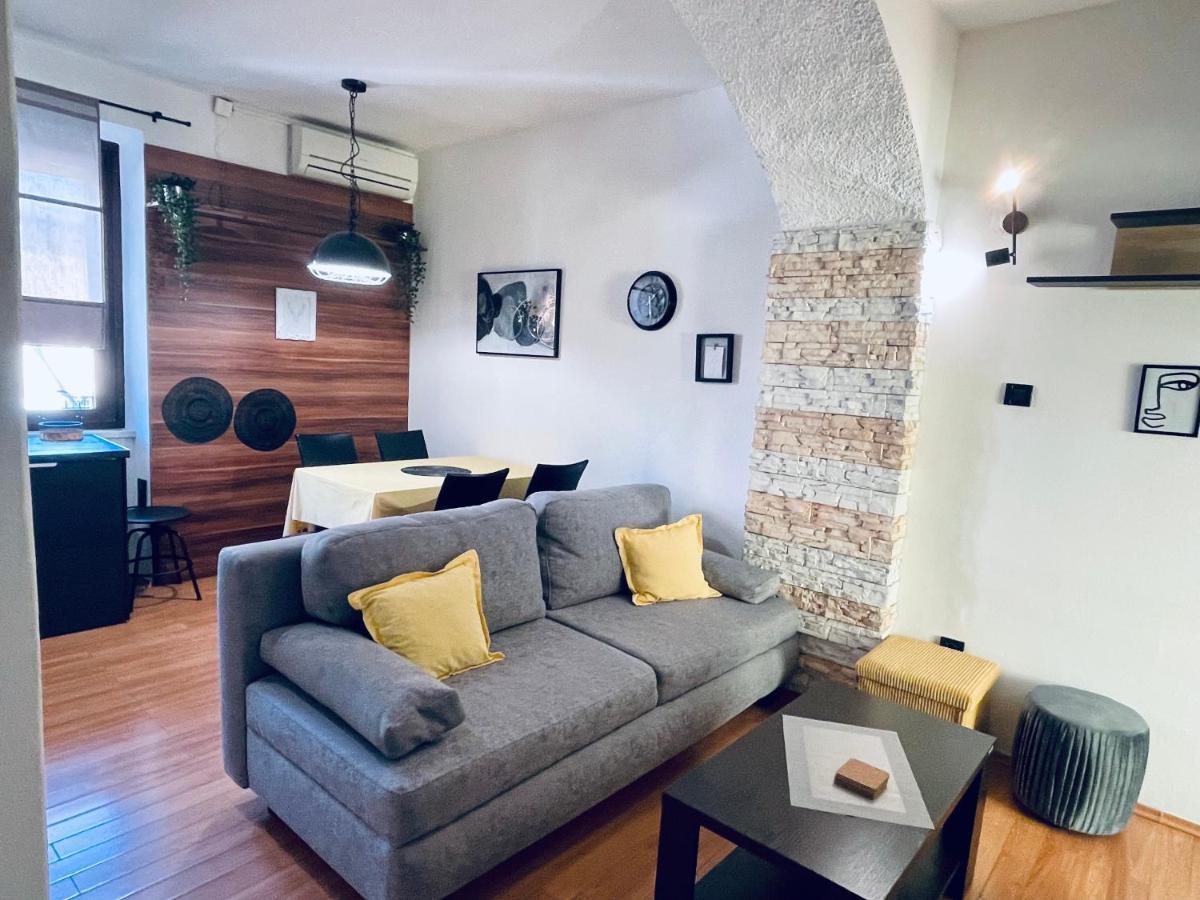 Apartman Three Queens Rijeka Exteriör bild