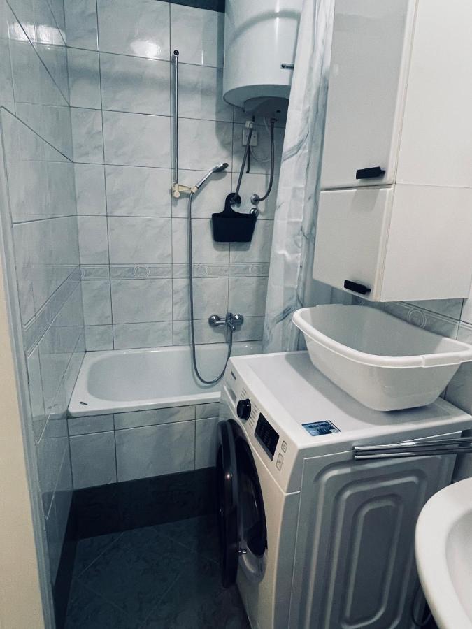 Apartman Three Queens Rijeka Exteriör bild